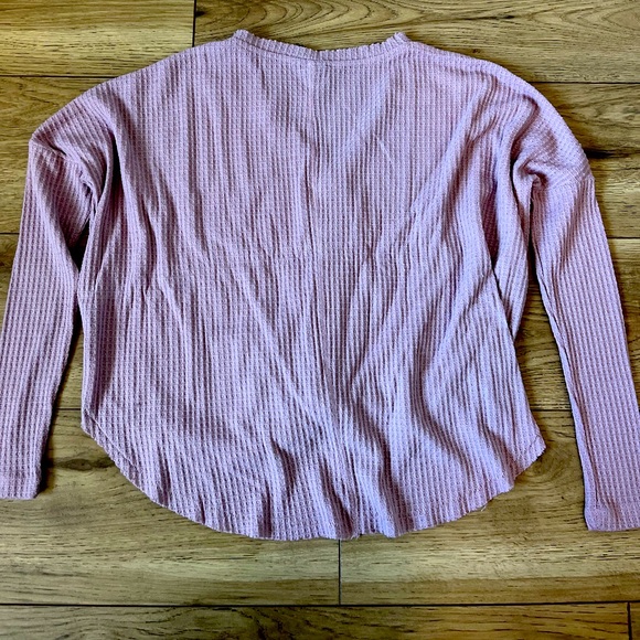 Pink sweater with buttons and a knot tie from PacSun - Picture 2 of 2